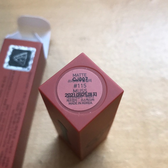 New 3CE Mood Recipe Matte Lipstick #115 Muss - Picture 7 of 7